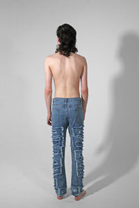 extreme distressed patch // jeans