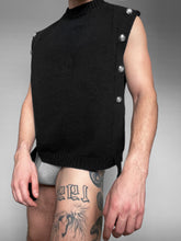 Load image into Gallery viewer, button strap // vest top

